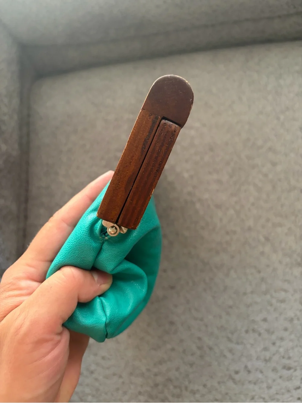 Melie Bianco Teal Leather Frame Clutch vintage